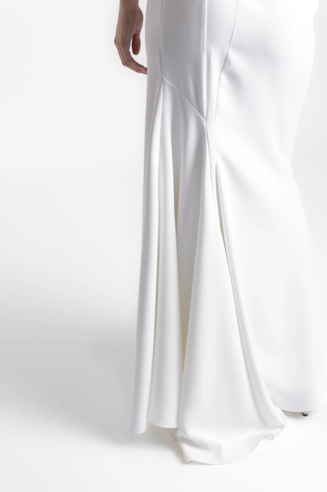DAKOTA GOWN - IVORY CREPE - Image 14