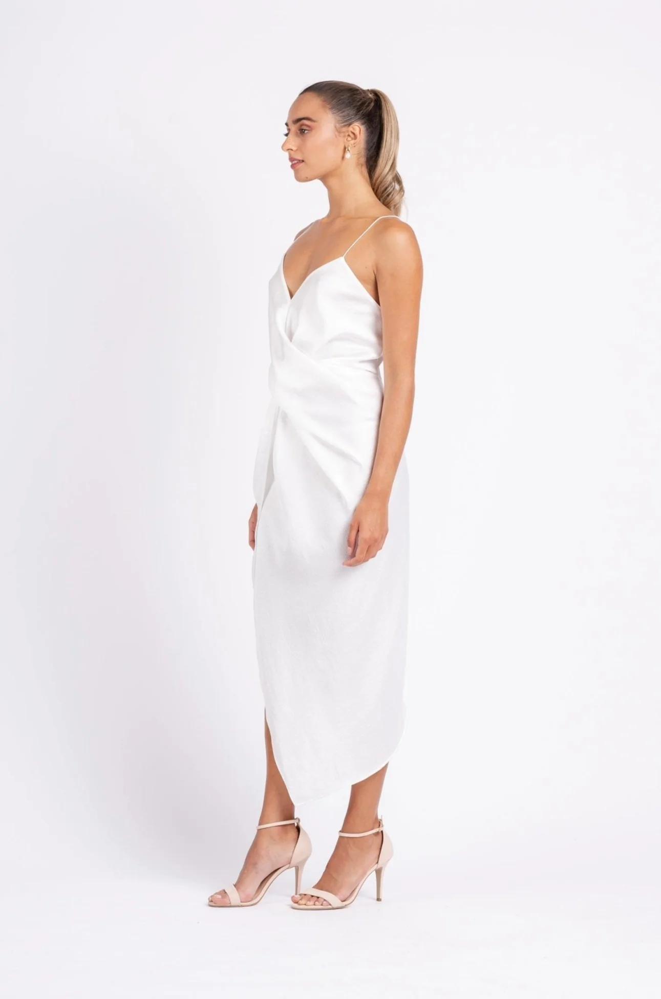 LE LUXE MIDI IN WHITE ON WHITE - Image 5